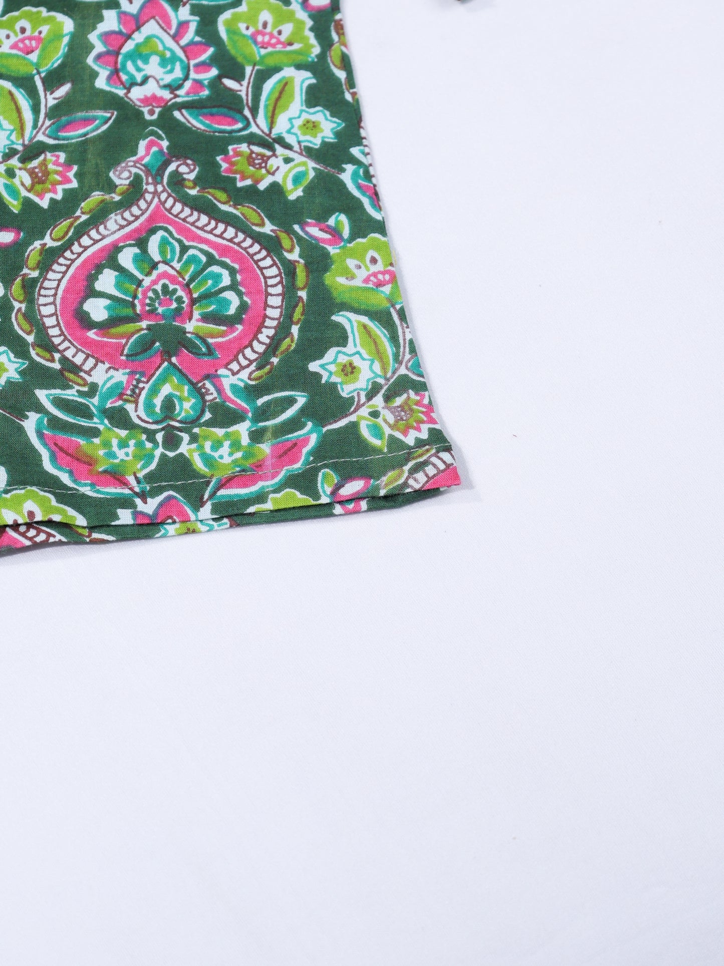 Nature’s Nurture – Newborn Cotton Dress & Bonnet Set