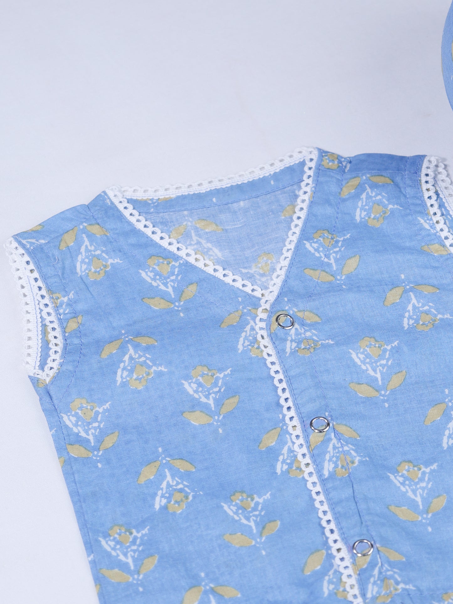 Little Sprout Floral Newborn Jabla & Bonnet Set